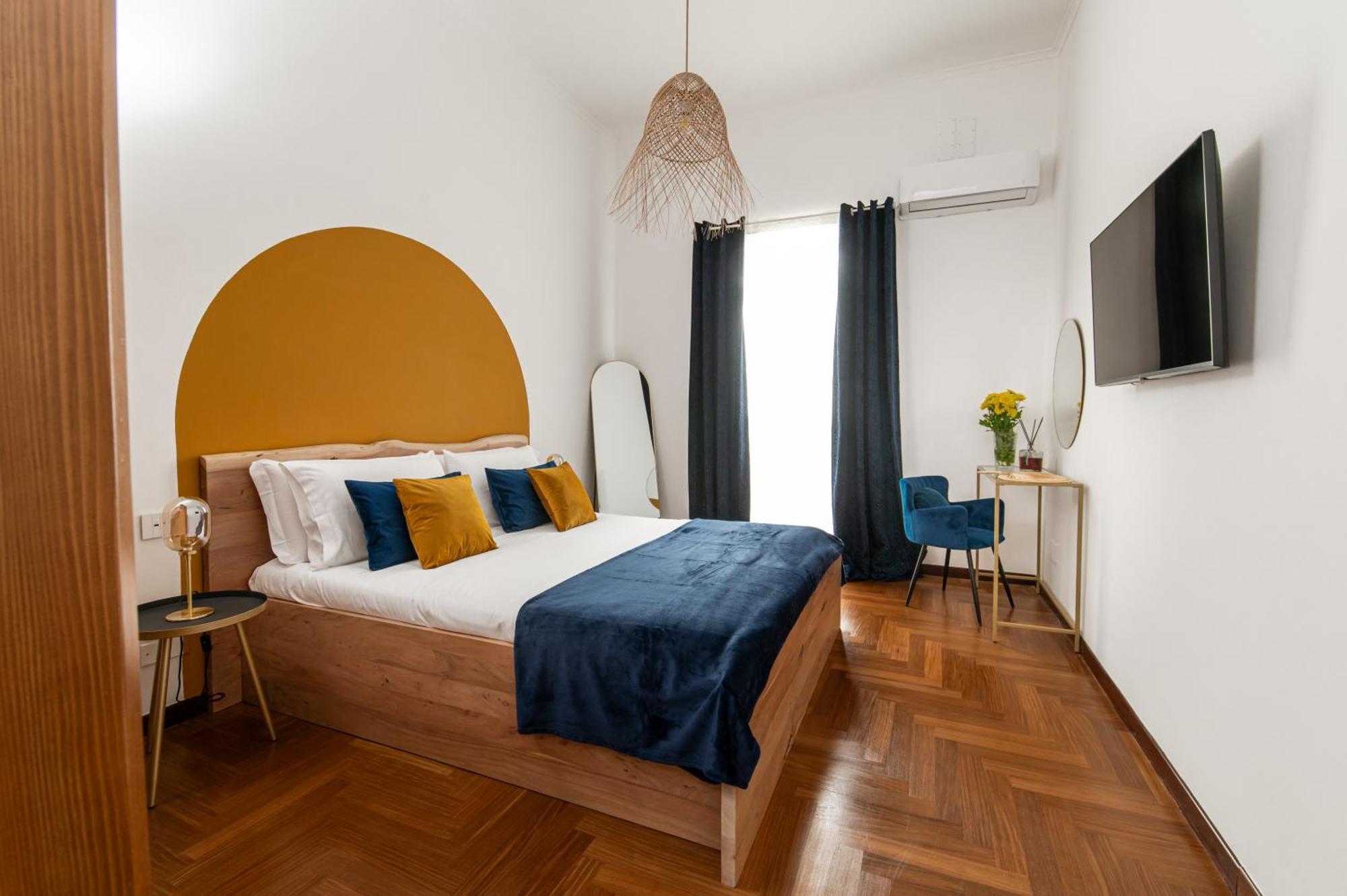 Quatrum Apartment Napels Buitenkant foto